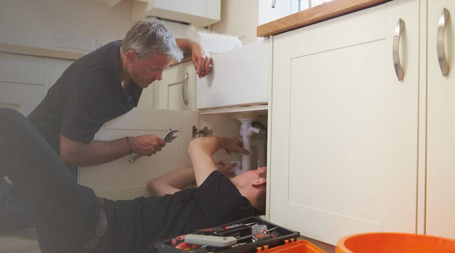Professional burst pipe repair services in Midlothian, TX