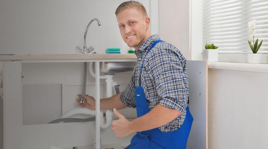 Expert burst pipe repair services in Midlothian, TX